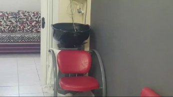 Kuaförde yılan paniği