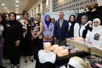 ‘Filistin meselesine  sağır olmayalım’