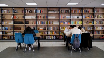 Akademi liselerde  ön kayıt dönemi