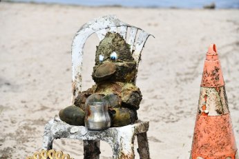 Denizden çıkan  atıklar dikkat çekti