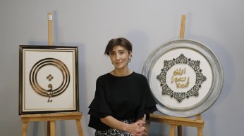 Hobi olarak başladı,  sanatçılar yetiştiriyor