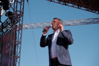 ‘Geçim olmazsa, seçim olur’