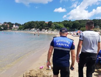 Mavi Bayraklı plajda denize girme keyfi