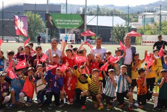 Minikler Dünya Kupası nefes kesti