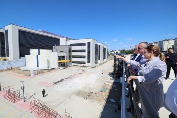 Büyükakın’dan yeni hastanede inceleme