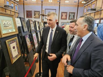 GÖLMEK sergisi Kervansaray’da açıldı