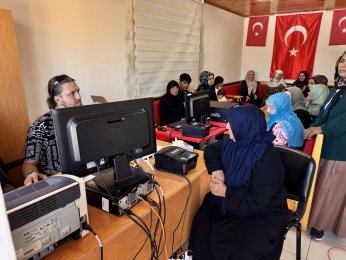 Mobil nüfus aracı ile önemli hizmet