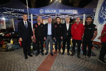 Deprem şehitleri dualarla anıldı