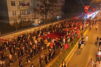 Gölcüklüler fener alayında buluştu