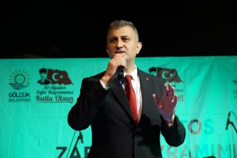 Gölcüklüler fener alayında buluştu