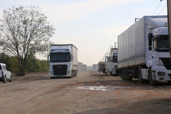 Tır parkı, trafiği ve  sürücüleri rahatlattı