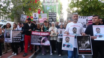 Aileler, kaybettikleri evlatları için yürüdü   