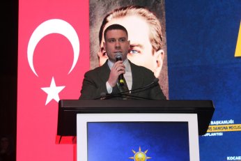 AK Parti’de coşkulu danışma