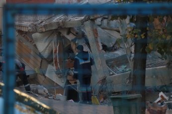 4 kişiye mezar olan binada çalışmalar sürüyor