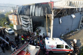 Fabrika yangınında 2 vardiya amiri gözaltına alındı