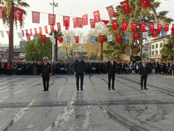 Ata’mızı saygıyla andık