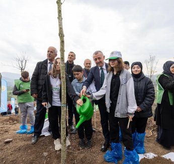 3 bin fidan toprakla buluştu
