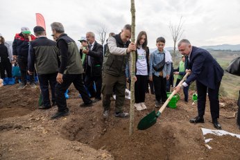3 bin fidan toprakla buluştu