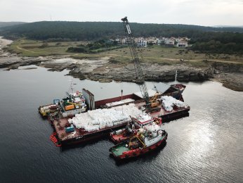 Karaya oturan gemi kurtarıldı