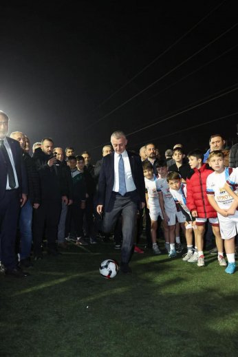 ‘En güzel şey gençlere yatırım’ 