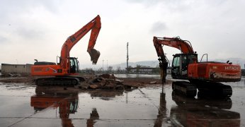 Dev projede ilk kepçe vuruldu