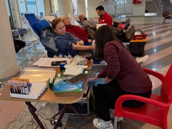 Belediyedeki kan bağışına yoğun ilgi