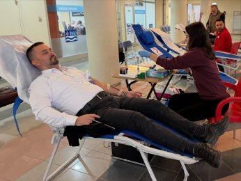 Belediyedeki kan bağışına yoğun ilgi