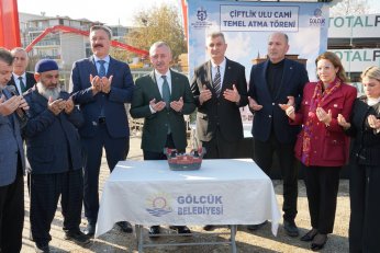 Çiftlik Ulu Camii’nin temeli atıldı
