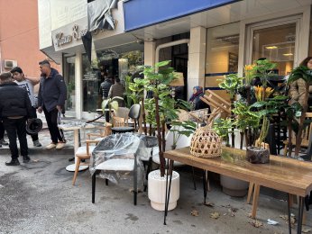 Spot eşya dükkanının deposunda yangın