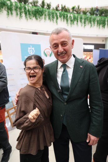 Büyükakın, Gonca’nın gençlerine tam not verdi