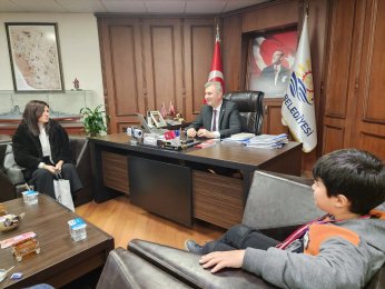 Gururumuz Sarp Arel, Sezer’e konuk oldu