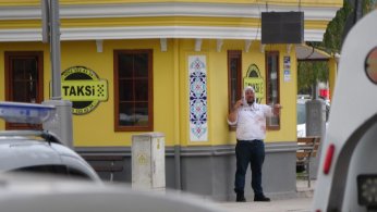 Taksi durağındaki şahıs etkisiz hale getirildi