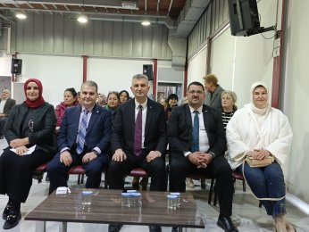 Sağlıkta farkındalık eğitimi ilgi gördü