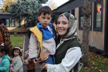 ‘Ekranı yasaklamayın, dengeli kullandırın’