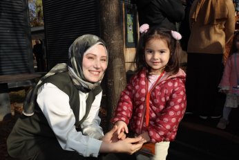 ‘Ekranı yasaklamayın, dengeli kullandırın’