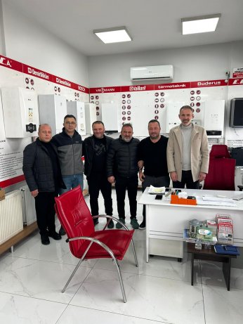 ‘Güçlü esnaf, güçlü Gölcük demektir’