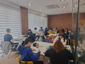 Modern kütüphaneler gençlerin uğrak noktası