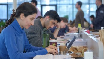 Modern kütüphaneler gençlerin uğrak noktası