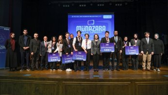 Genç münazırlar, ‘Bi’ Diyeceğim Var’ dedi