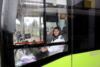 Kadın sürücüler ulaşıma güç kattı