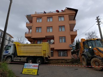 Fırtına mağduru aileye destek