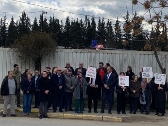 ‘Hizmete karşı değiliz, huzurun yok sayılmasına karşıyız’
