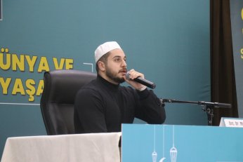 Maneviyat ve bilim aynı kürsüde buluştu