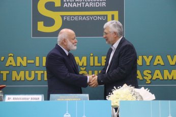 Maneviyat ve bilim aynı kürsüde buluştu