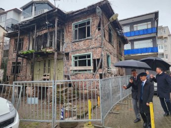 Vali Aktaş’tan Gölcük’te ziyaretler