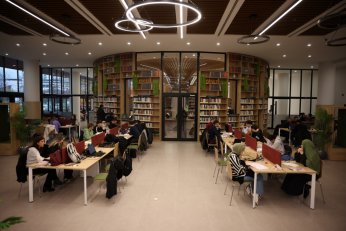 ‘Gençler bizim en kıymetlilerimiz’