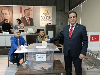 Bakkallarda Kesgin, yeniden başkan