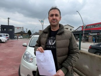 Çarptığı araca levye ile saldırdı