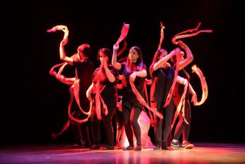 Teknoloji bağımlılığı mizahi dille anlatıldı