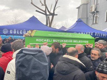 Berna Abiş’in annesine son görev